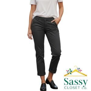 Chico’s So Slimming Black Cropped Pants Front Zip Cuffed Size 0.5 (US 6) VGUC